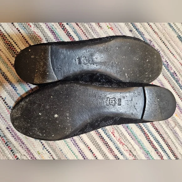 Tory Burch Lace Flats - Picture 4 of 7